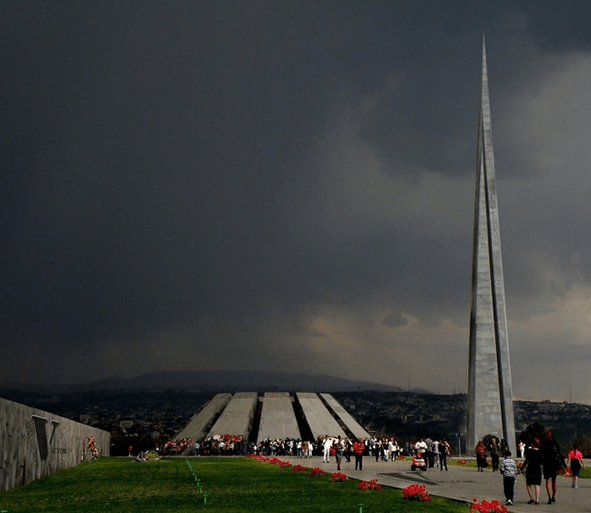 Геноцид армян