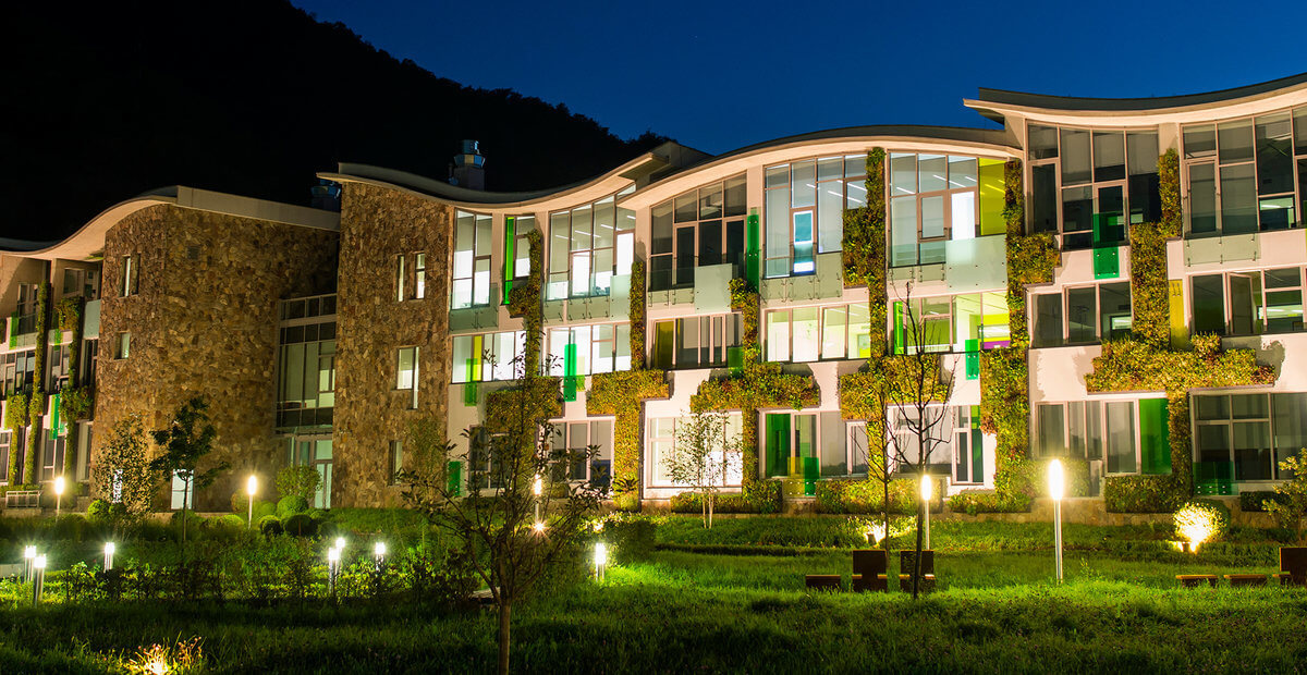 Дилижанский международный колледж Дилижанский международный колледж