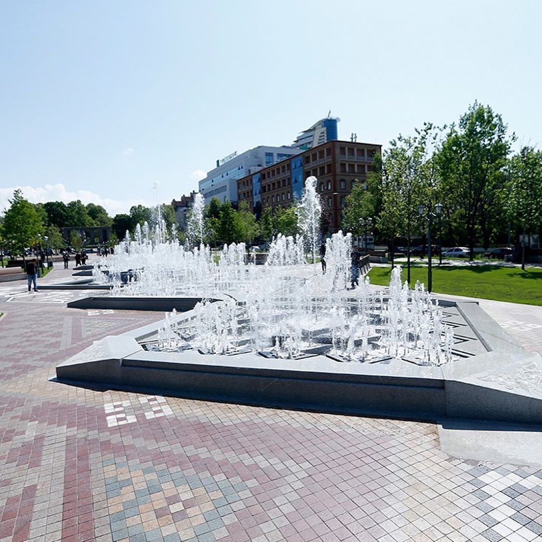 Фонтаны парка посвященный 2800-летию Еревана Фонтаны парка посвященный 2800-летию Еревана