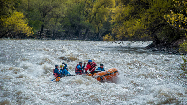 Rafting in Tartar Rafting in Tartar
