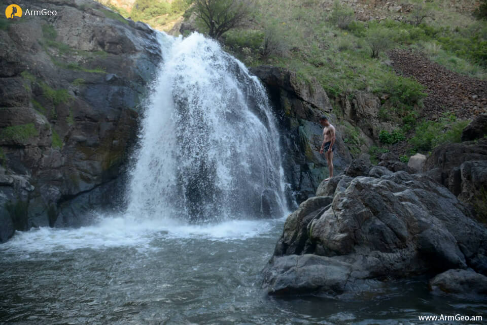 Херхер или Каравазский водопад