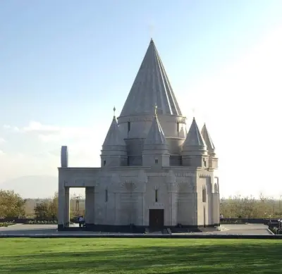 Quba Mêrê Dîwanê Yazidi Temple
