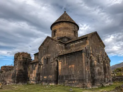 Церковь Святой Аствацацин, Египатруш