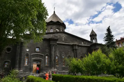 Yot Verk (Seven Wounds) Church