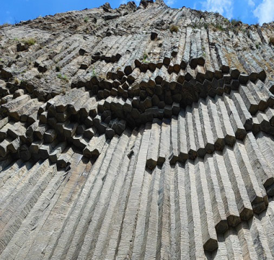 Симфония камней