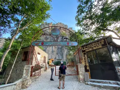 Пещера Арени-1