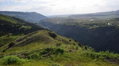 Khosrov Forest State Reserve