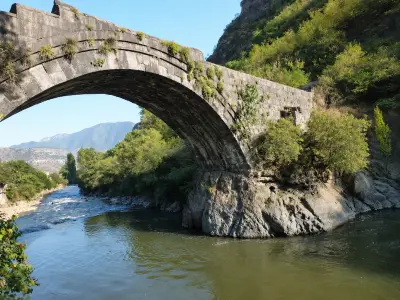 Sanahin-Brücke